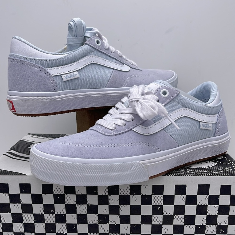 Vans WMNS Gilbert Crocke
Light Blue
VN0A5JIFLTB Sneakers - Picture 9 of 16
